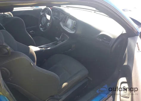 2015 Dodge Challenger R/T Shaker from USA, damaged, VIN 2C3CDZAT6FH913532